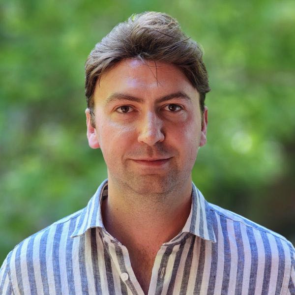 Stuart Cheverton – Therapist