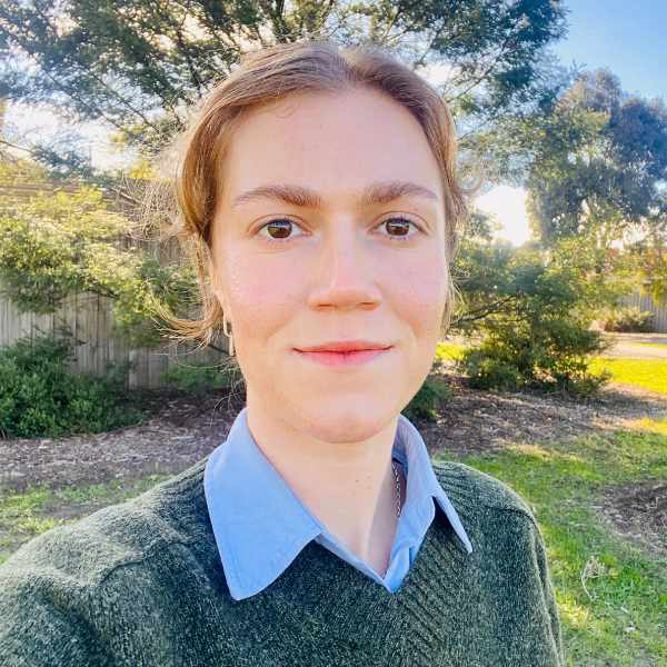 Holly Bourne – Mental Health Social Worker – Safe Place Therapy Team